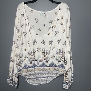 Kimchi Blue Women's Medium Bell Sleeve Whimsical Floral Peasant Blouse Oversized